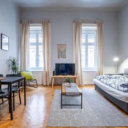 Bellevue Residence Wesselenyi 56 บูดาเปสต์ ภายนอก รูปภาพ
